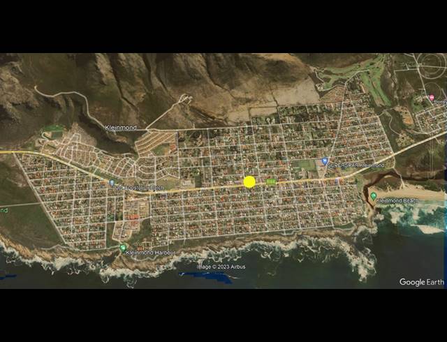 64M² BUSINESS CENTRE FOR SALE IN KLEINMOND CENTRAL
